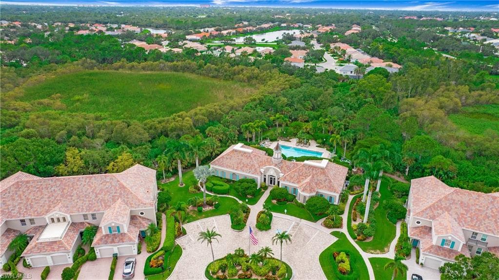 5284 Descanso CT, SARASOTA FL 34238-42