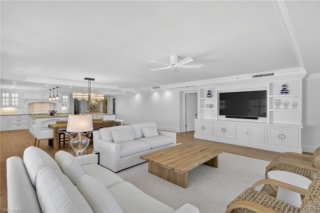 2549 W Gulf DR # 106, SANIBEL FL 33957-11