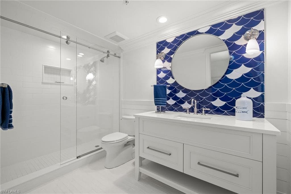 2549 W Gulf DR # 106, SANIBEL FL 33957-29
