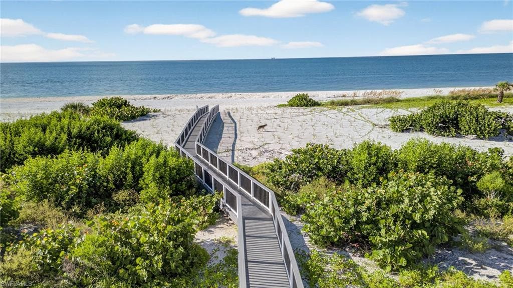 2549 W Gulf DR # 106, SANIBEL FL 33957-44