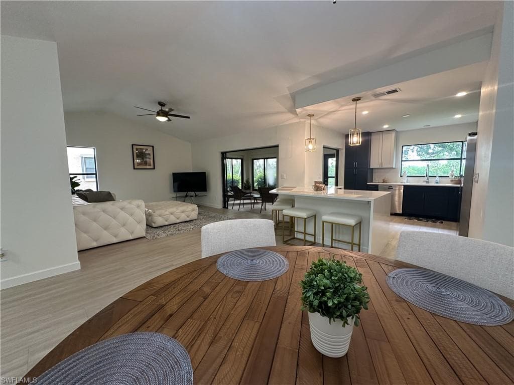 11971 Caravel CIR, FORT MYERS FL 33908-1