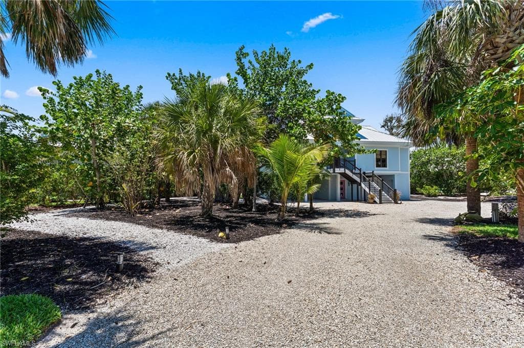 419 Lighthouse WAY, SANIBEL FL 33957-1
