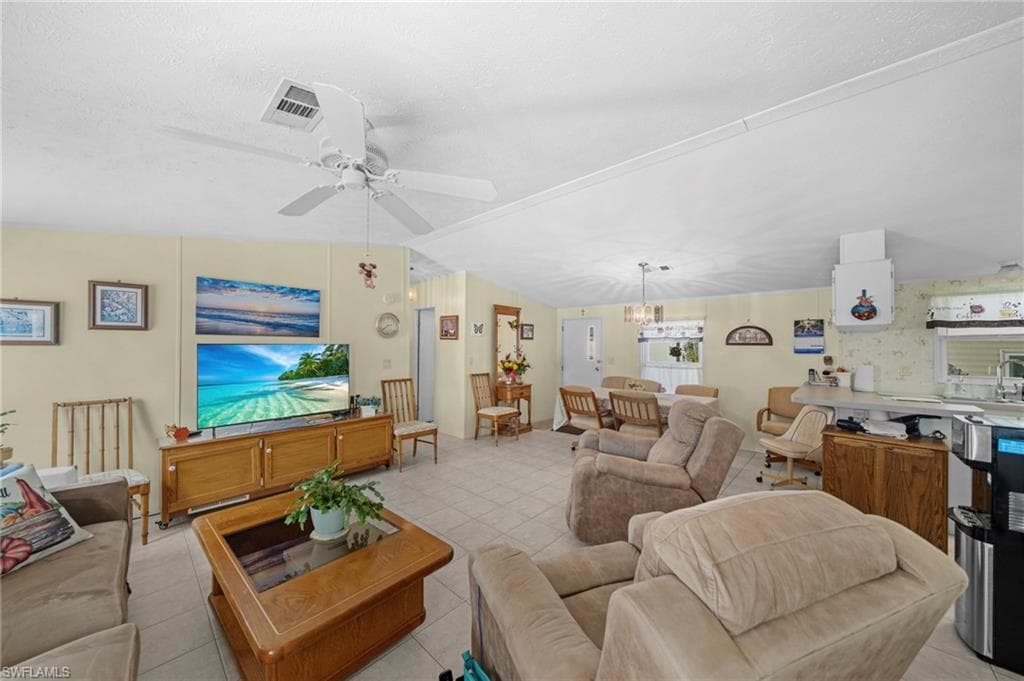 370 Nicklaus BLVD, NORTH FORT MYERS FL 33903-3