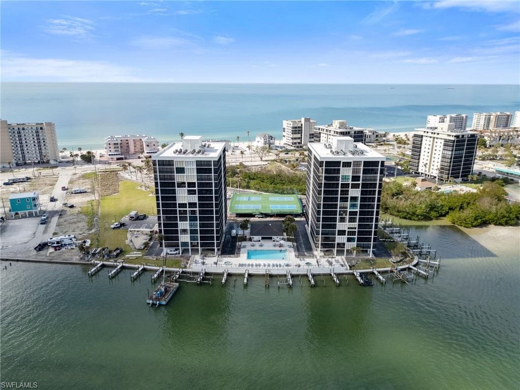 26225 Hickory BLVD, BONITA SPRINGS FL 34134-1