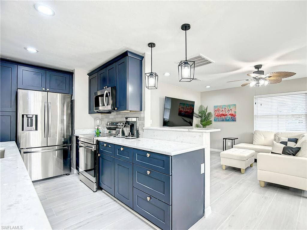 217 Miramar ST, FORT MYERS BEACH FL 33931-5