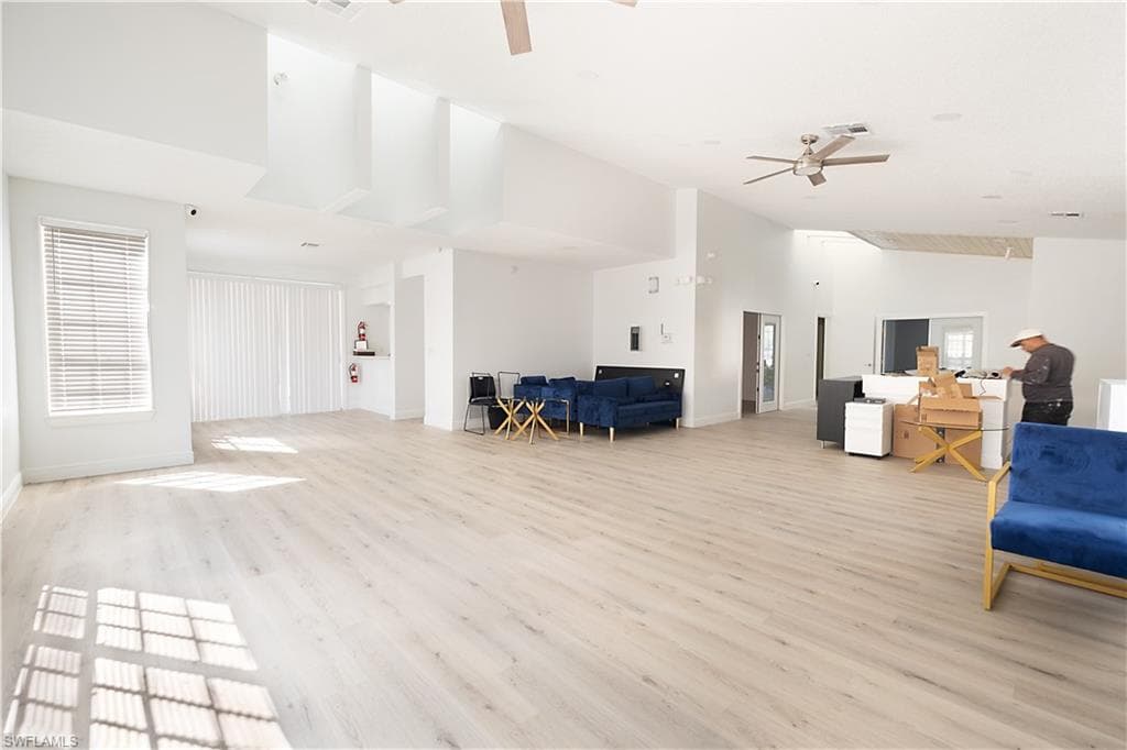 2008 Rookery Bay DR # 1102, NAPLES FL 34114-27