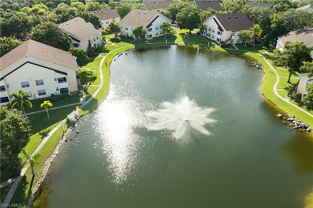 2008 Rookery Bay DR # 1102, NAPLES FL 34114-33