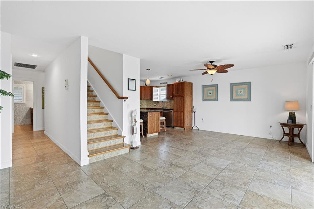 850 Oak ST, FORT MYERS BEACH FL 33931-5