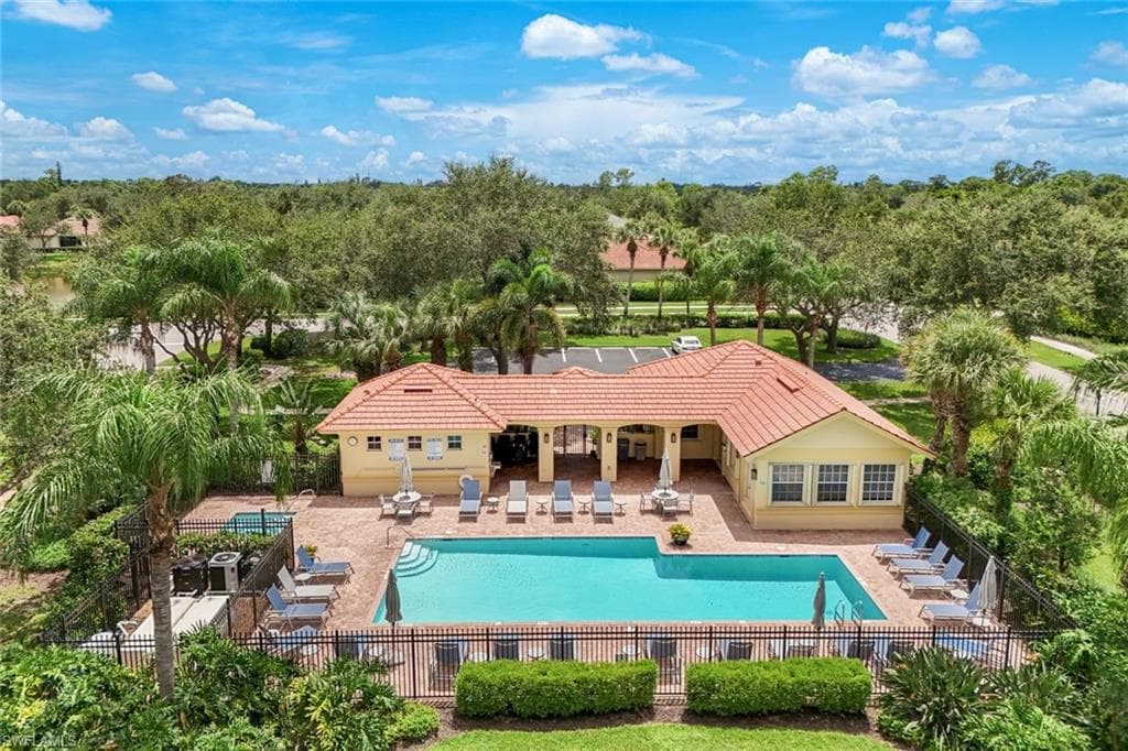 10240 Cobble Notch LOOP # 201, BONITA SPRINGS FL 34135-31