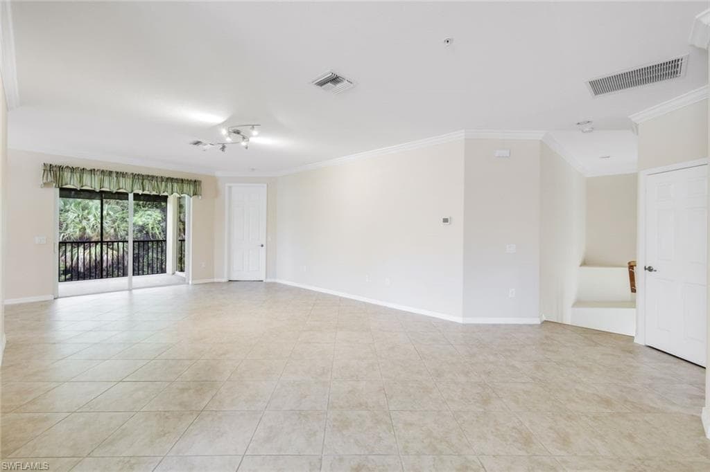 10240 Cobble Notch LOOP # 201, BONITA SPRINGS FL 34135-3