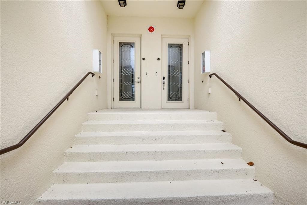 10240 Cobble Notch LOOP # 201, BONITA SPRINGS FL 34135-24