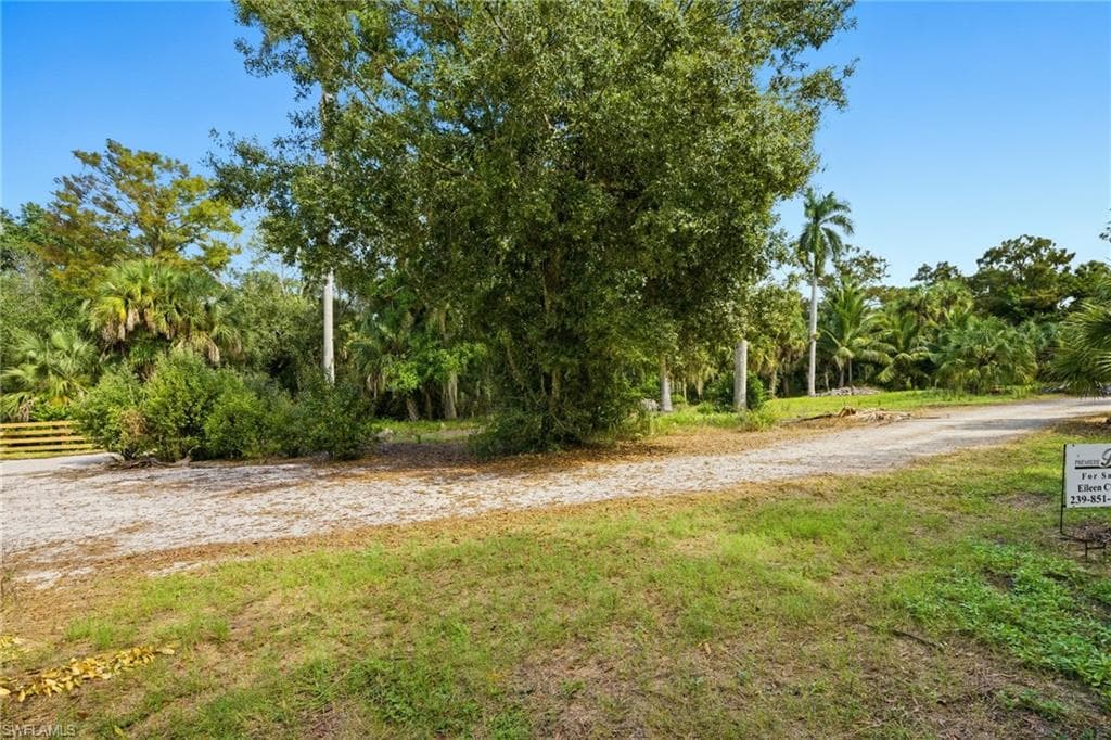 12025 Carpenter LN-26