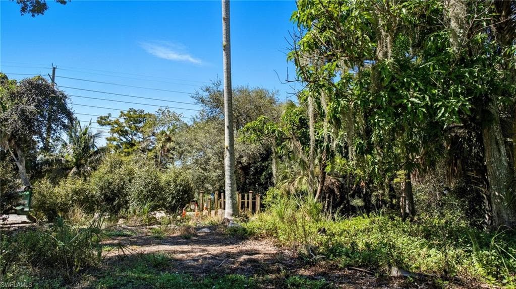 12025 Carpenter LN-23