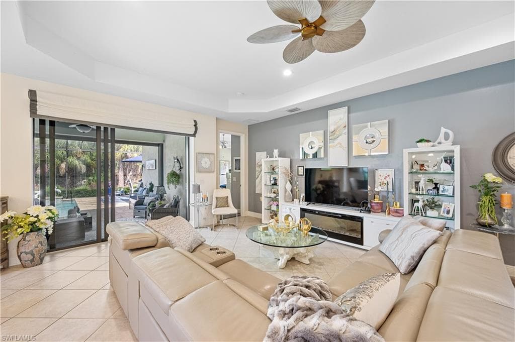 3585 Canopy CIR, NAPLES FL 34120-18