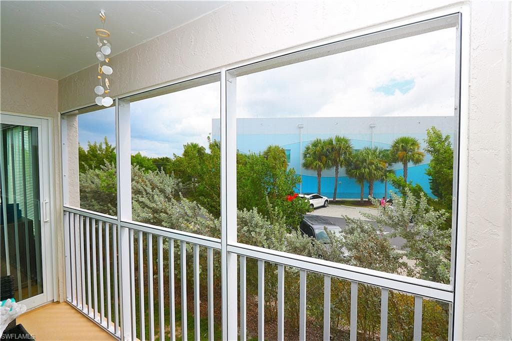 2235 San Marco RD # 204, MARCO ISLAND FL 34145-1