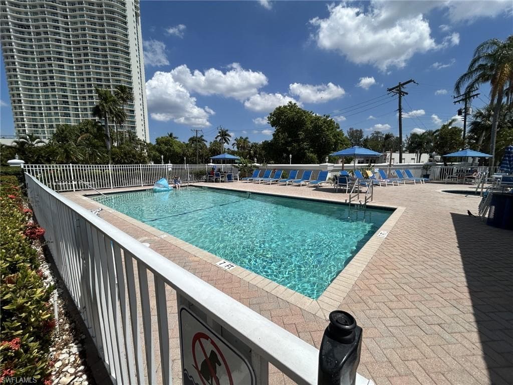 2885 Palm Beach BLVD # 103, FORT MYERS FL 33916-26
