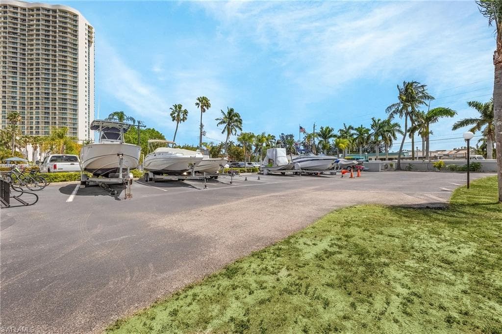 2885 Palm Beach BLVD # 103, FORT MYERS FL 33916-31