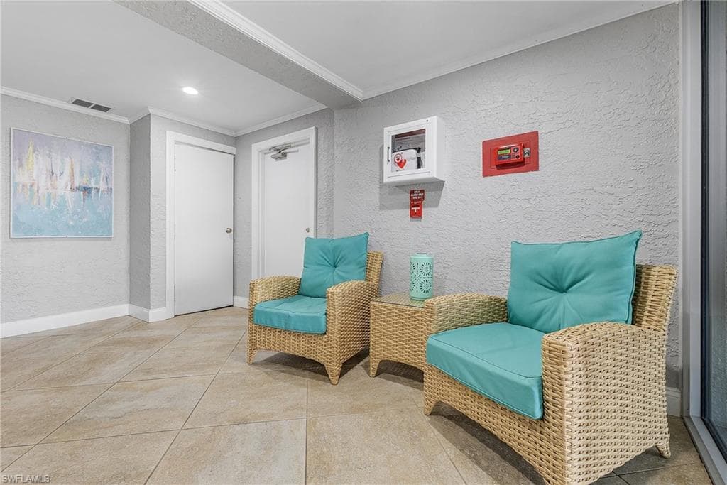 2885 Palm Beach BLVD # 103, FORT MYERS FL 33916-34