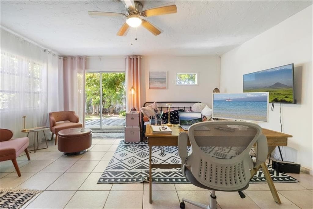 681/683 95th AVE N, NAPLES FL 34108-15