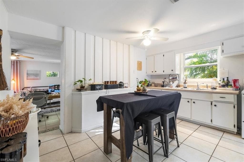 681/683 95th AVE N, NAPLES FL 34108-17