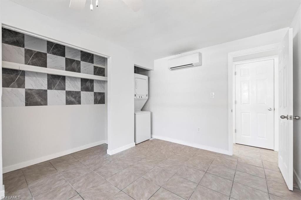 681/683 95th AVE N, NAPLES FL 34108-10