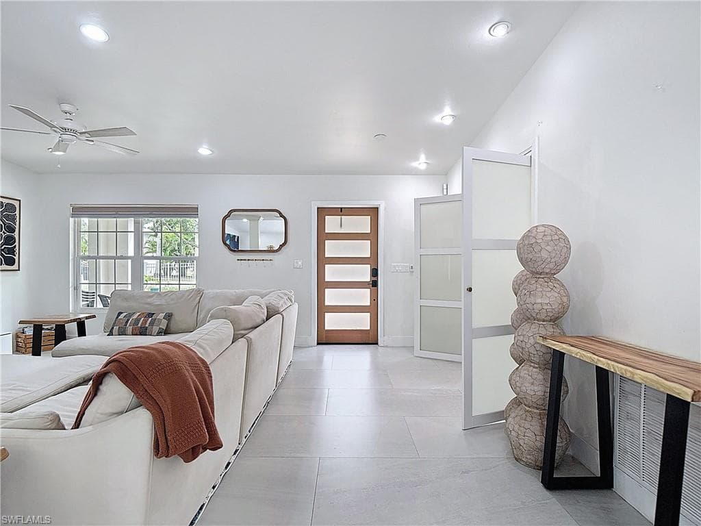 1325 Caloosa Vista RD, FORT MYERS FL 33901-2