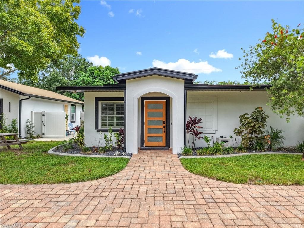 1325 Caloosa Vista RD, FORT MYERS FL 33901-35