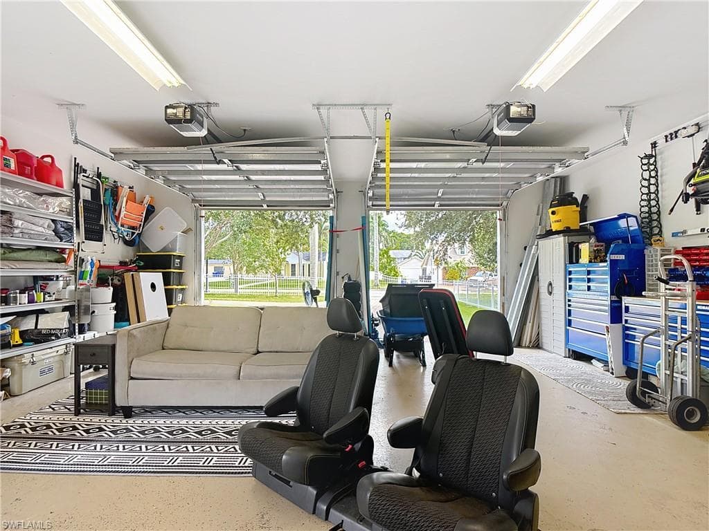 1325 Caloosa Vista RD, FORT MYERS FL 33901-32