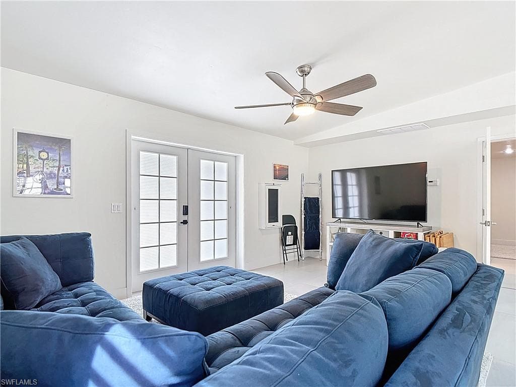 1325 Caloosa Vista RD, FORT MYERS FL 33901-43