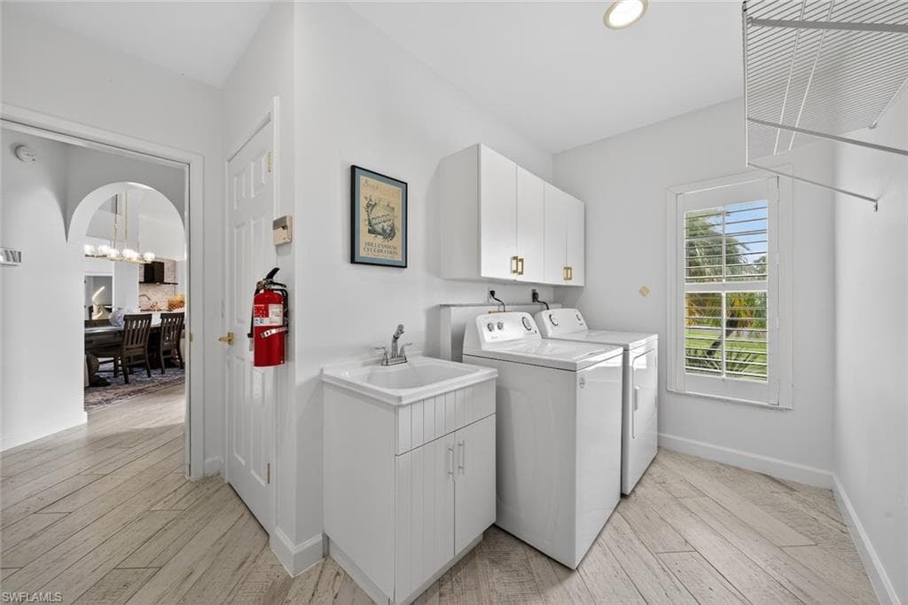 13570 Harbour Ridge DR, FORT MYERS FL 33908-36