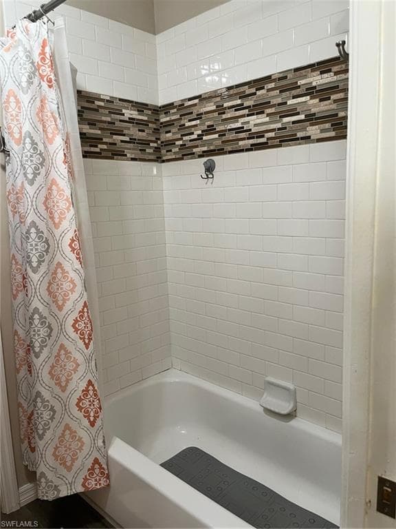 6156 Lake Front DR, FORT MYERS FL 33908-11