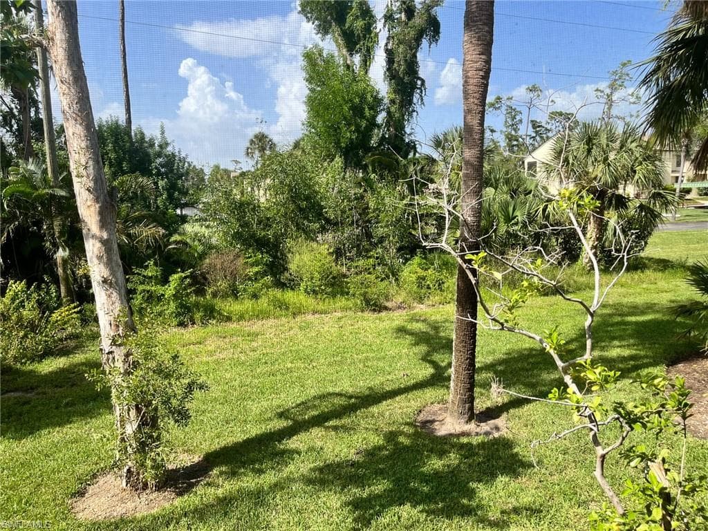 6156 Lake Front DR, FORT MYERS FL 33908-19