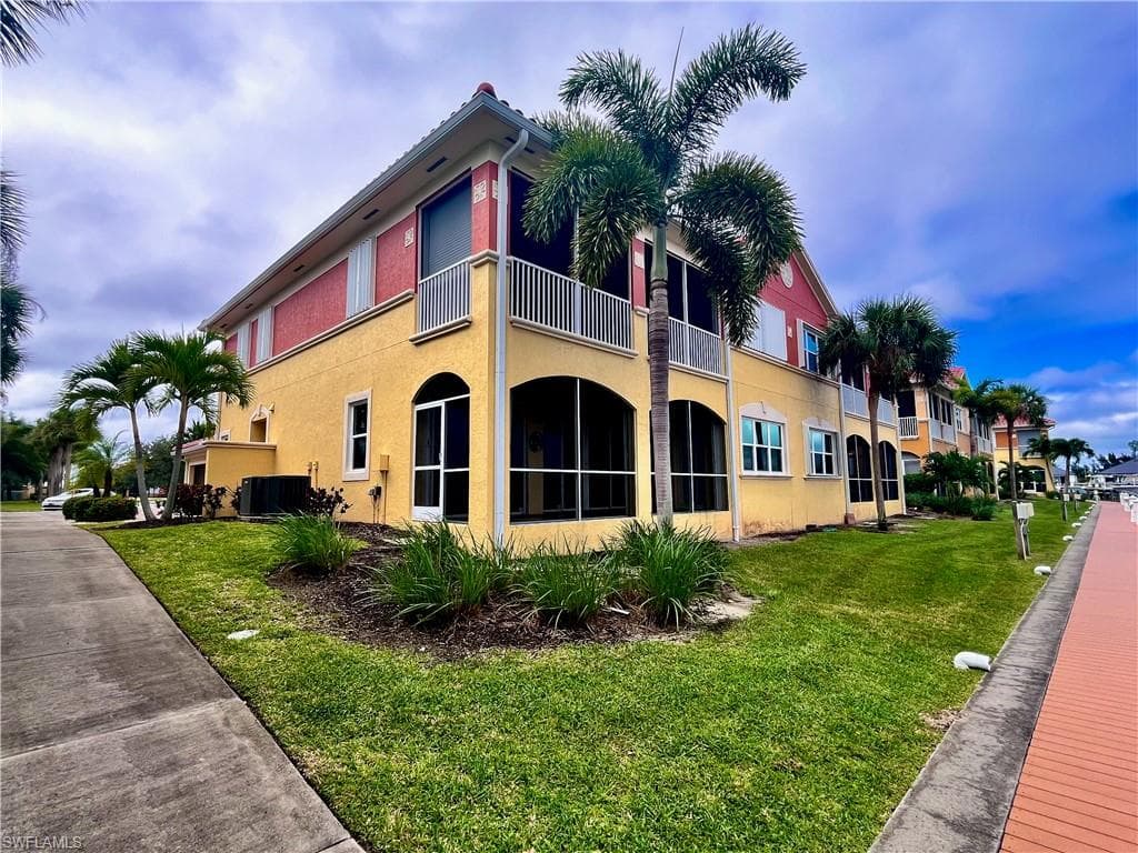174 Shadroe Cove CIR # 1004, CAPE CORAL FL 33991-1