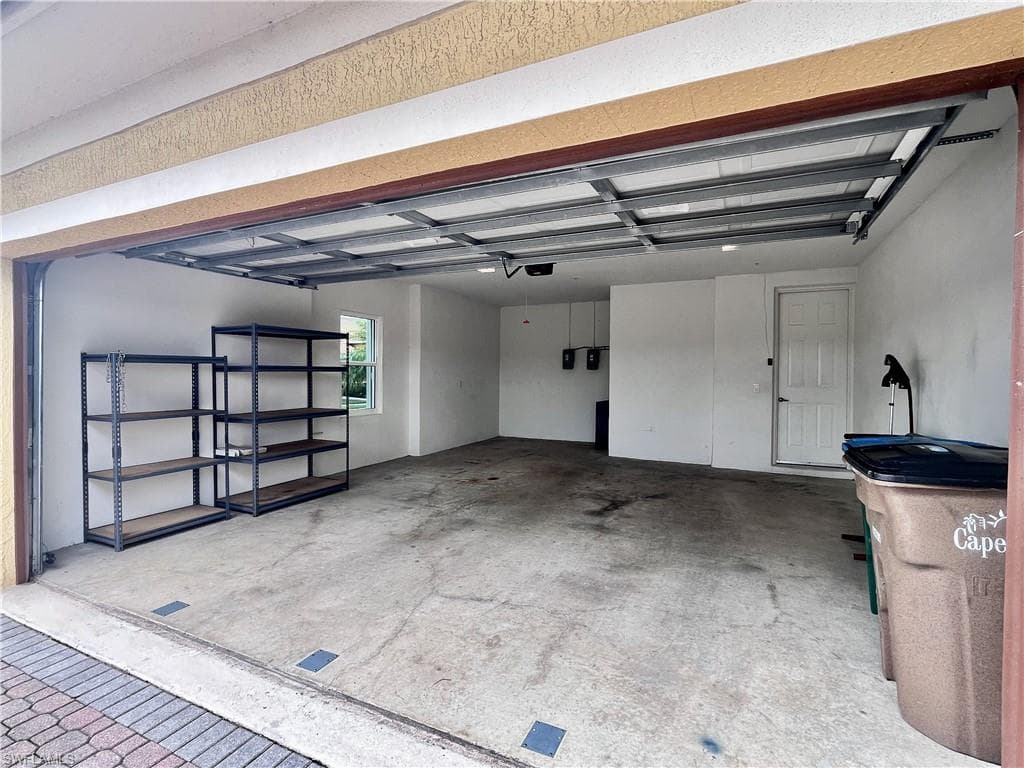 174 Shadroe Cove CIR # 1004, CAPE CORAL FL 33991-21