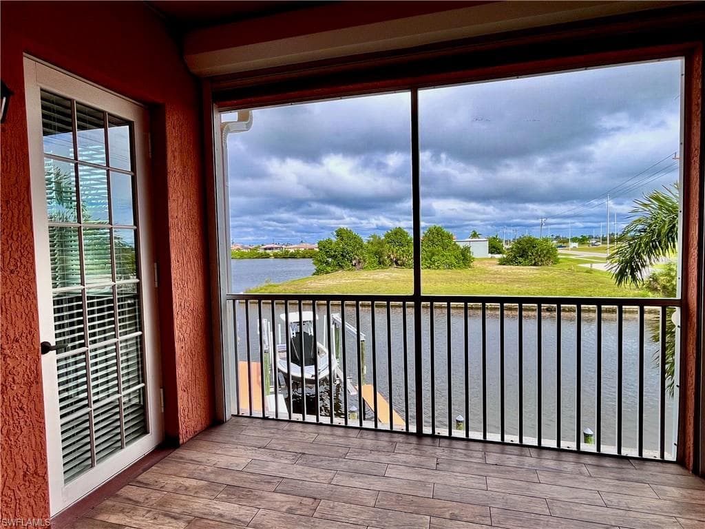 174 Shadroe Cove CIR # 1004, CAPE CORAL FL 33991-2