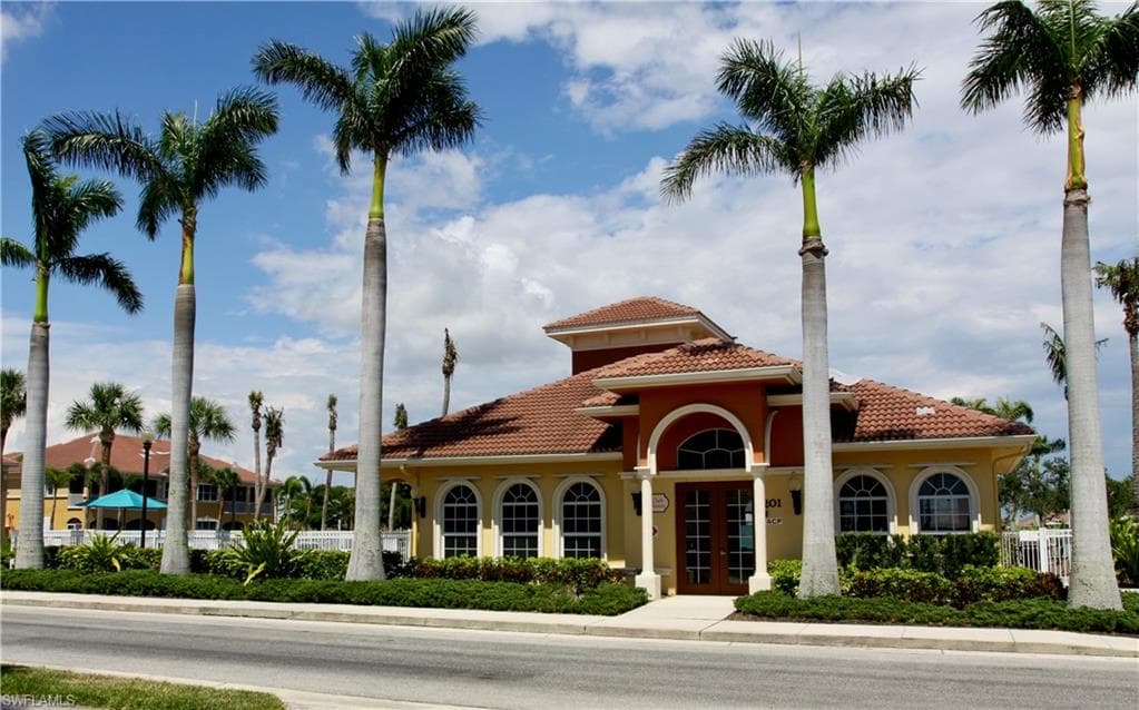 174 Shadroe Cove CIR # 1004, CAPE CORAL FL 33991-30
