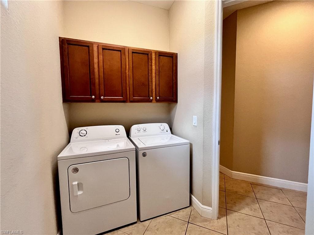 174 Shadroe Cove CIR # 1004, CAPE CORAL FL 33991-20