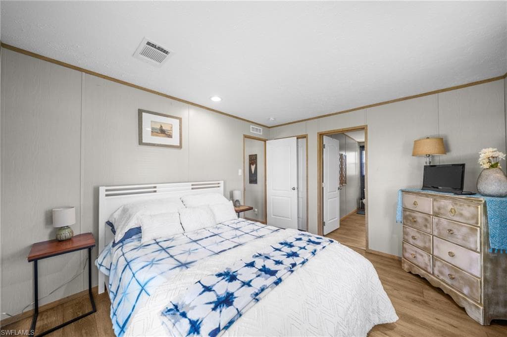 372 Santa Fe TRL, NORTH FORT MYERS FL 33917-12