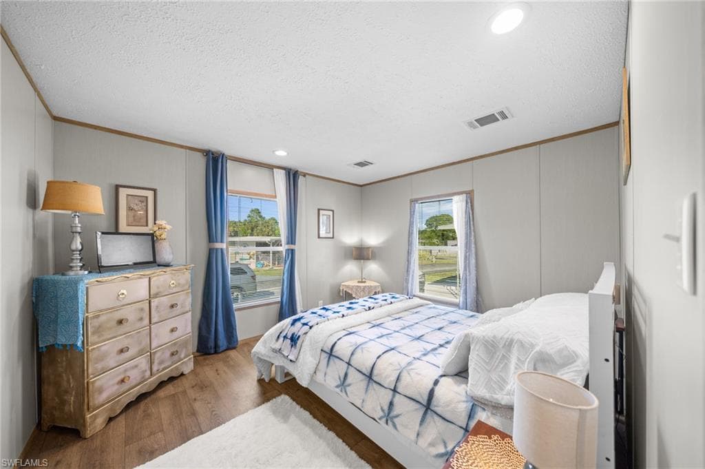 372 Santa Fe TRL, NORTH FORT MYERS FL 33917-13