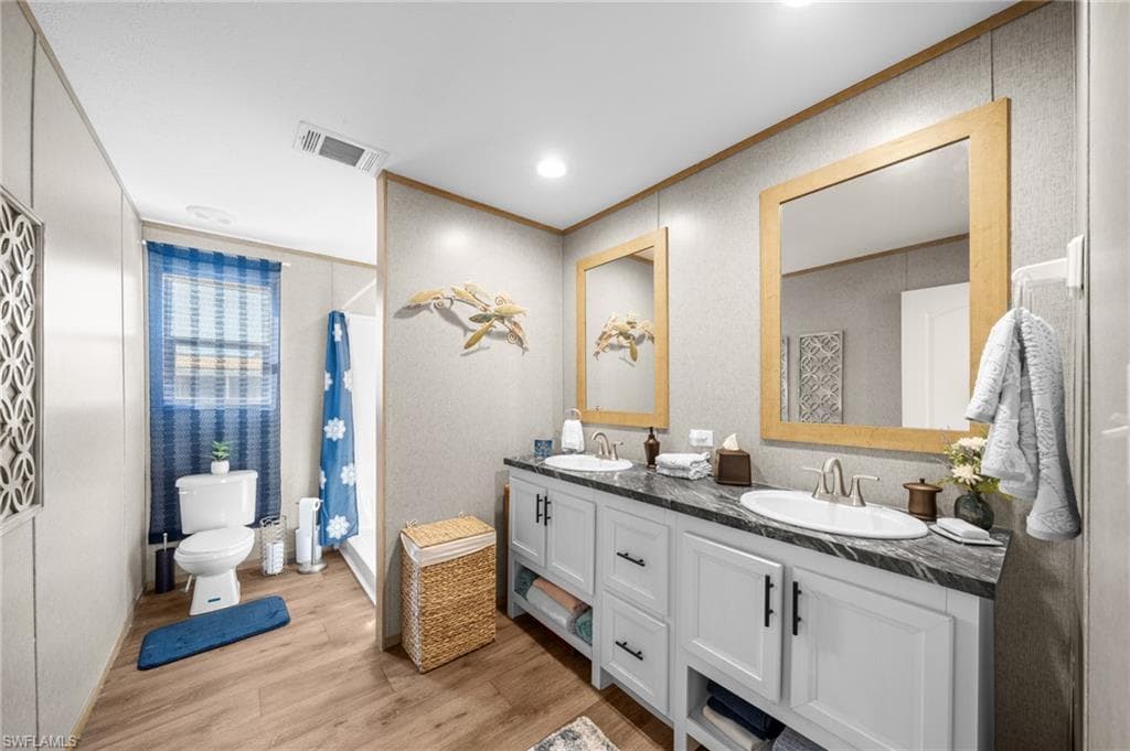 372 Santa Fe TRL, NORTH FORT MYERS FL 33917-14