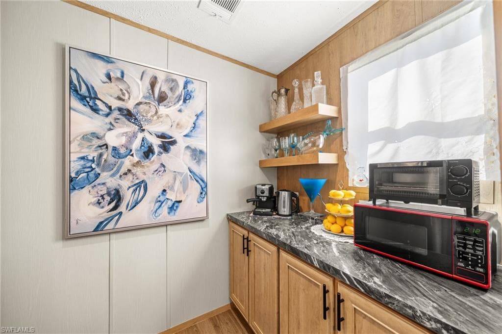 372 Santa Fe TRL, NORTH FORT MYERS FL 33917-10