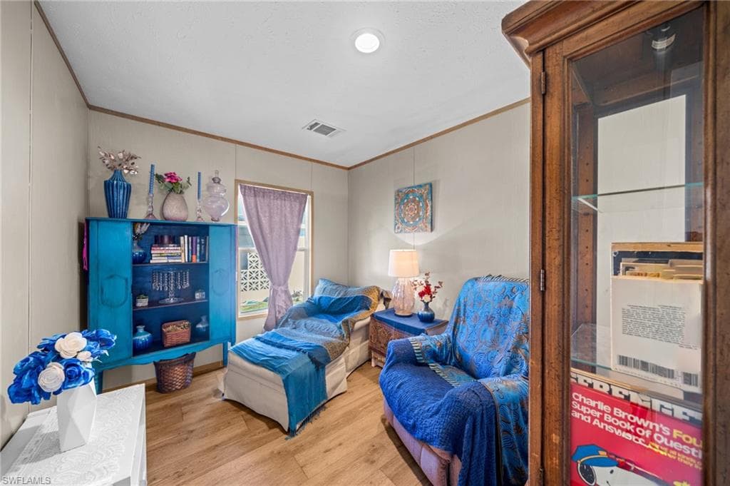 372 Santa Fe TRL, NORTH FORT MYERS FL 33917-18