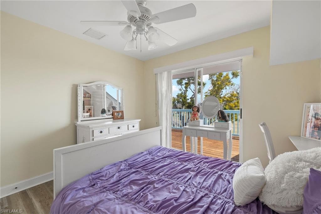 1425 Causey CT, SANIBEL FL 33957-25