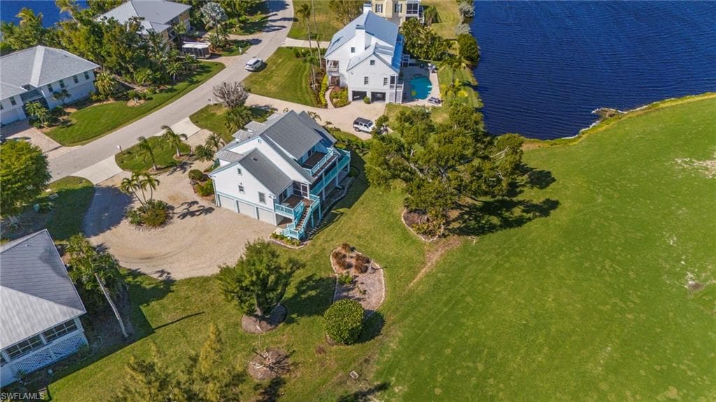 1425 Causey CT, SANIBEL FL 33957-35
