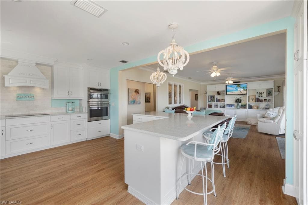 1425 Causey CT, SANIBEL FL 33957-9
