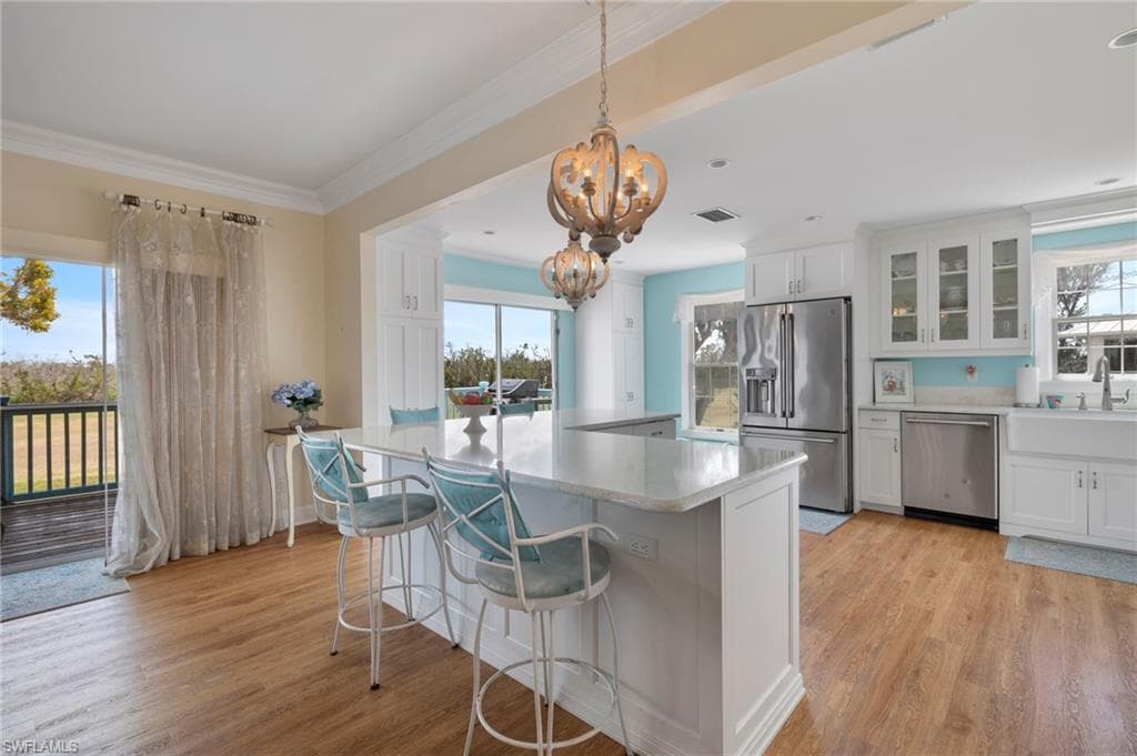 1425 Causey CT, SANIBEL FL 33957-7
