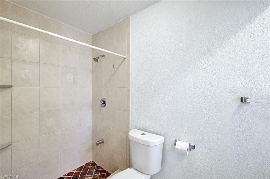 321 Dania ST, LEHIGH ACRES FL 33936-15