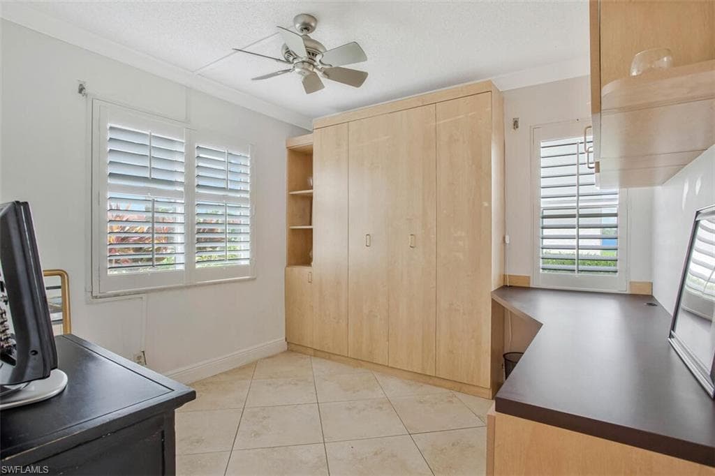 4318 27th CT SW # 101, NAPLES FL 34116-2