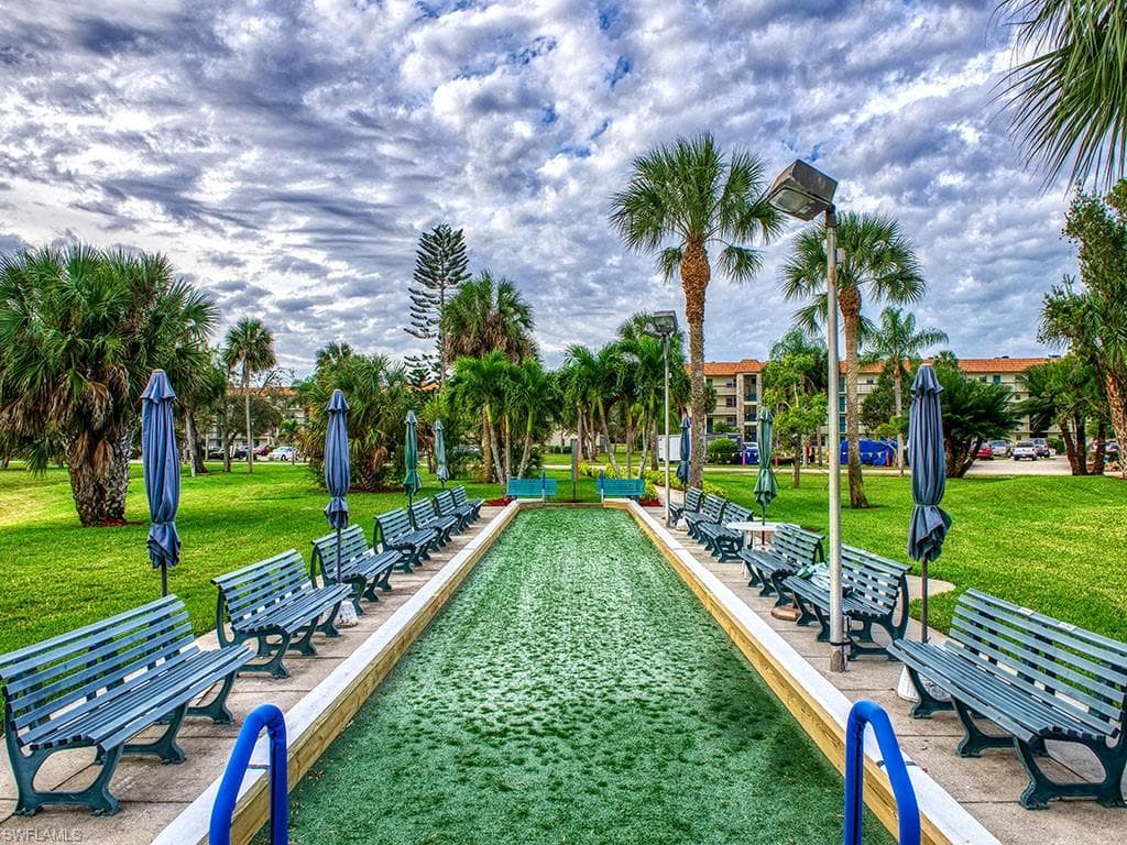 4318 27th CT SW # 101, NAPLES FL 34116-9