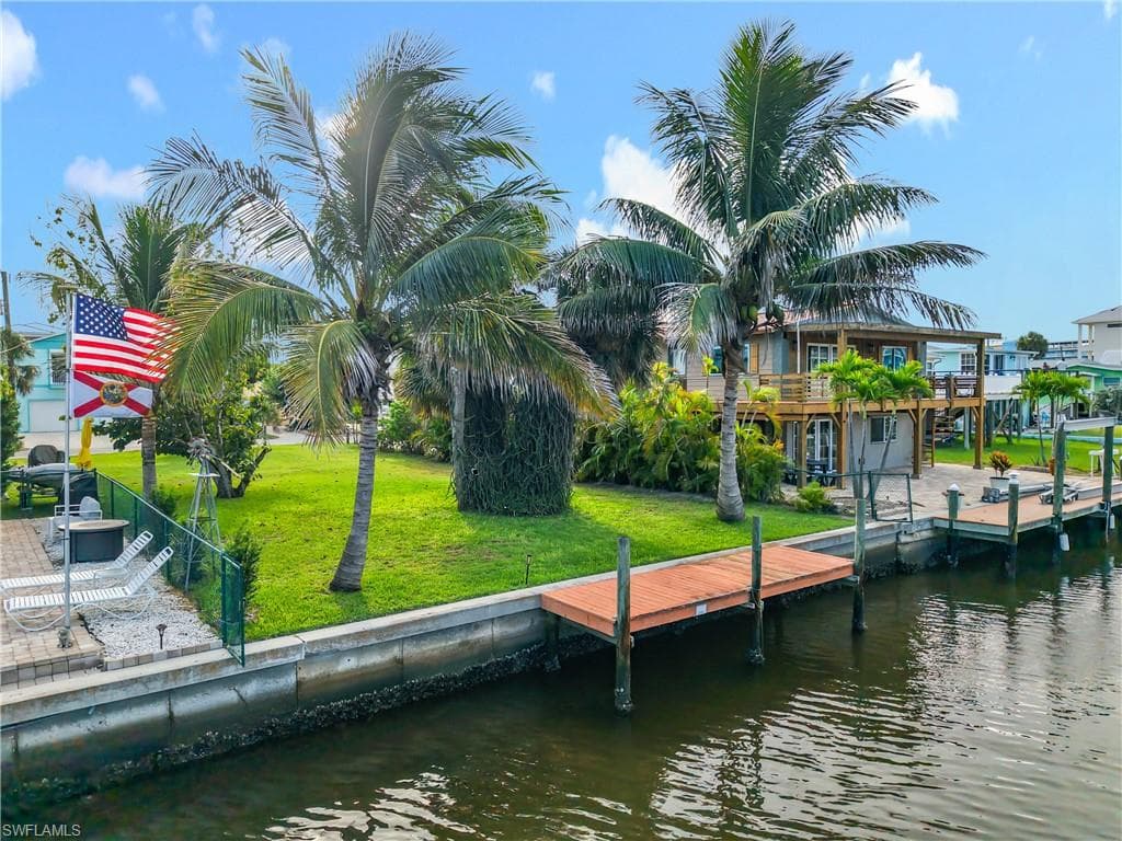 219 Primo DR, FORT MYERS BEACH FL 33931-6